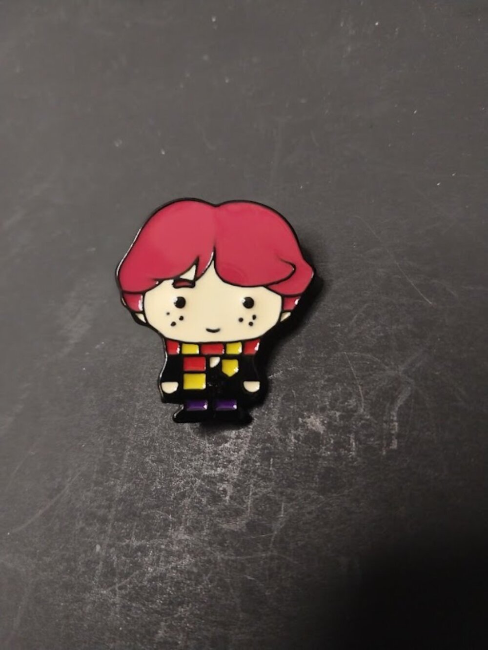 Harry Potter Ron Pin - Picture 2 of 3